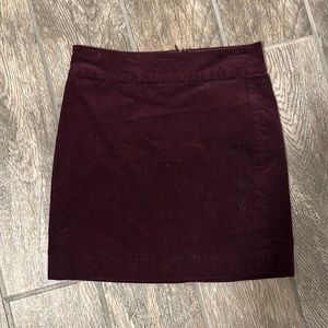 Banana Republic 00P maroon corduroy mini skirt